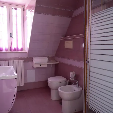 Couette-café La Casa Di Mimma 3*